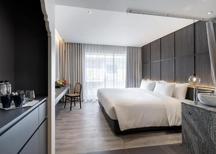 Lilit Bang Lumphu - Close To Khao San Road 4*