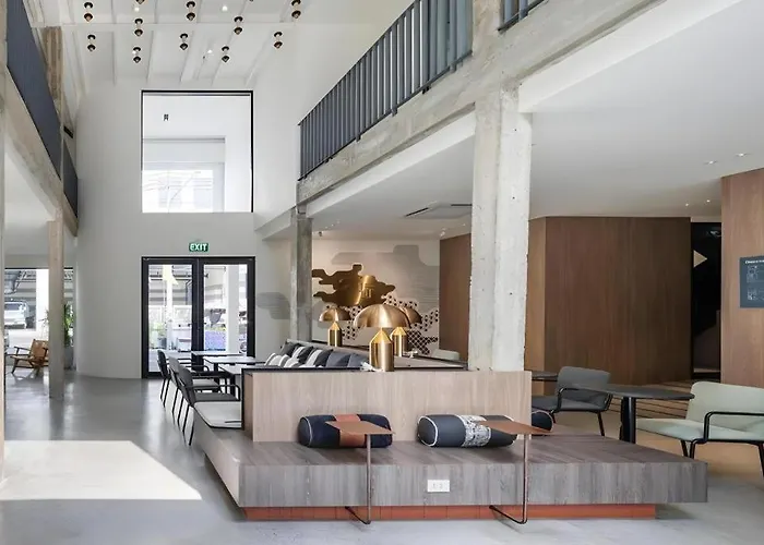 Lilit Bang Lumphu - Close To Khao San Road Bangkok