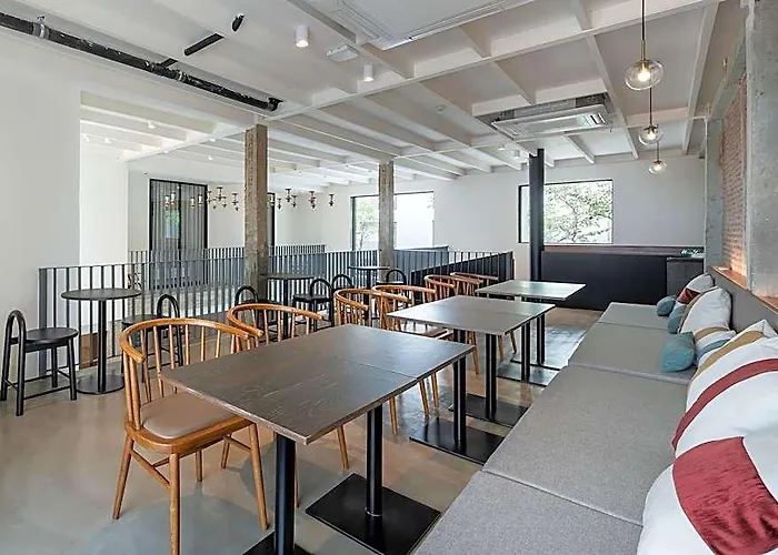 Lilit Bang Lumphu - Close To Khao San Road 4* Bangkok